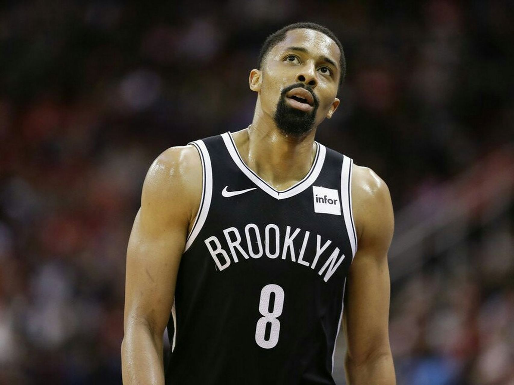 PG电子游戏-猛龙惨败雄鹿,东部霸主一统天下