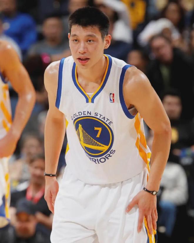 PG电子试玩-尼克斯后卫林书豪展现出色状态,成为球队关键人物